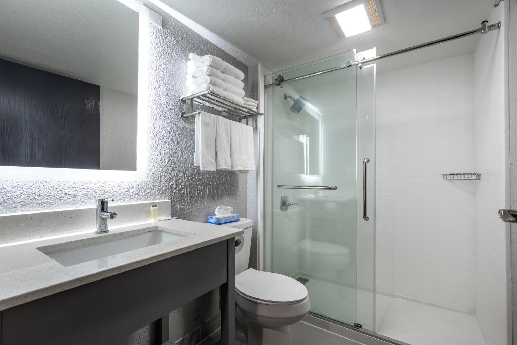 Rodeway Inn & Suites Near Outlet Mall - Asheville Luaran gambar