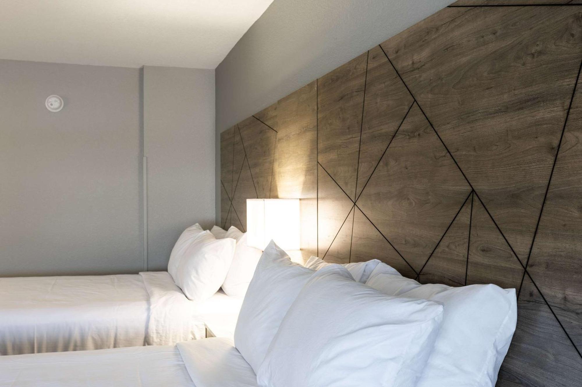 Rodeway Inn & Suites Near Outlet Mall - Asheville Luaran gambar