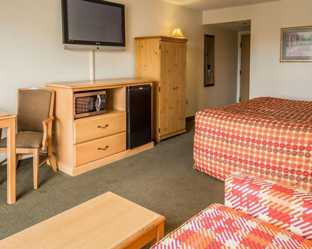 Rodeway Inn & Suites Near Outlet Mall - Asheville Bilik gambar