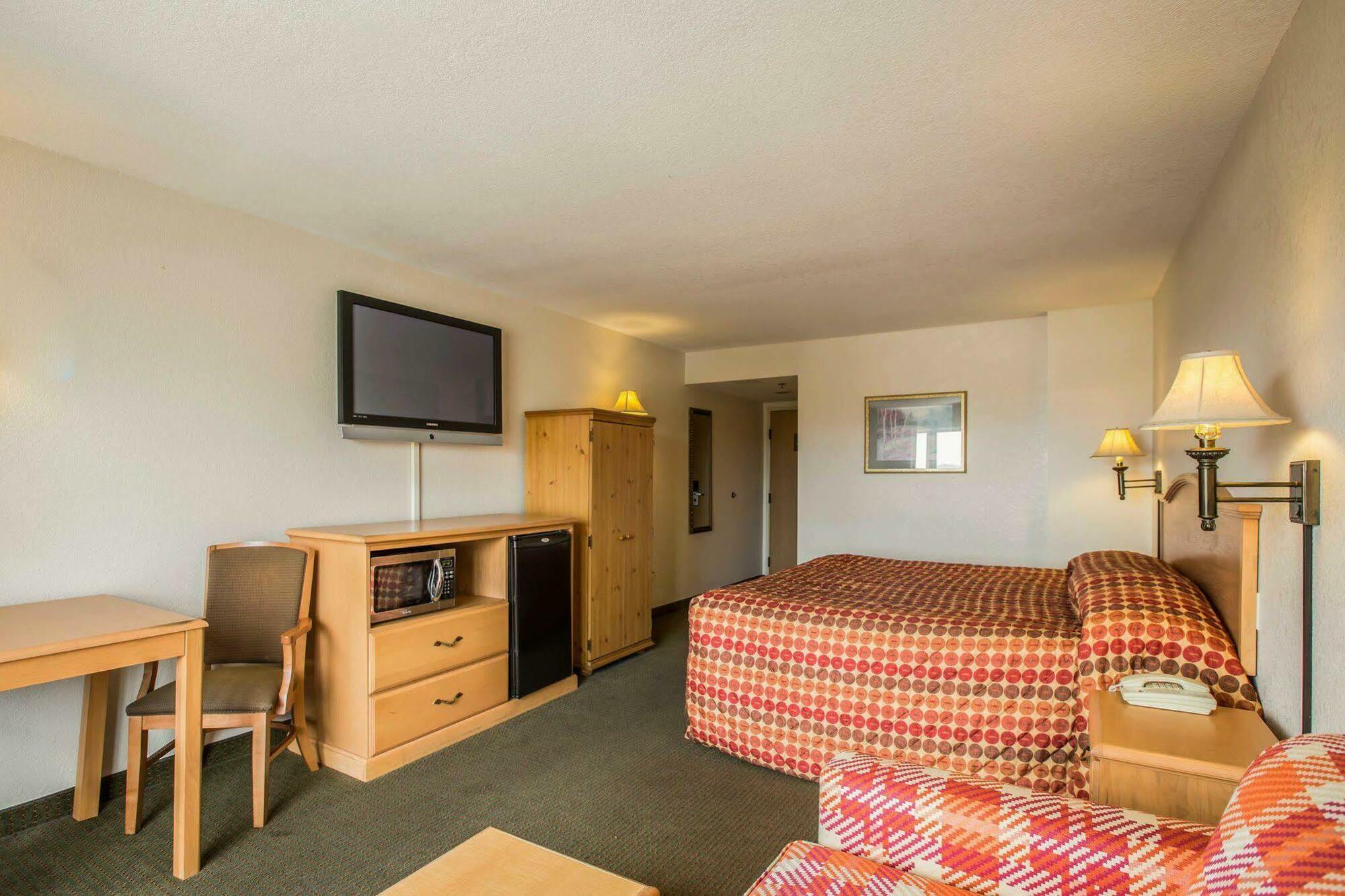 Rodeway Inn & Suites Near Outlet Mall - Asheville Luaran gambar