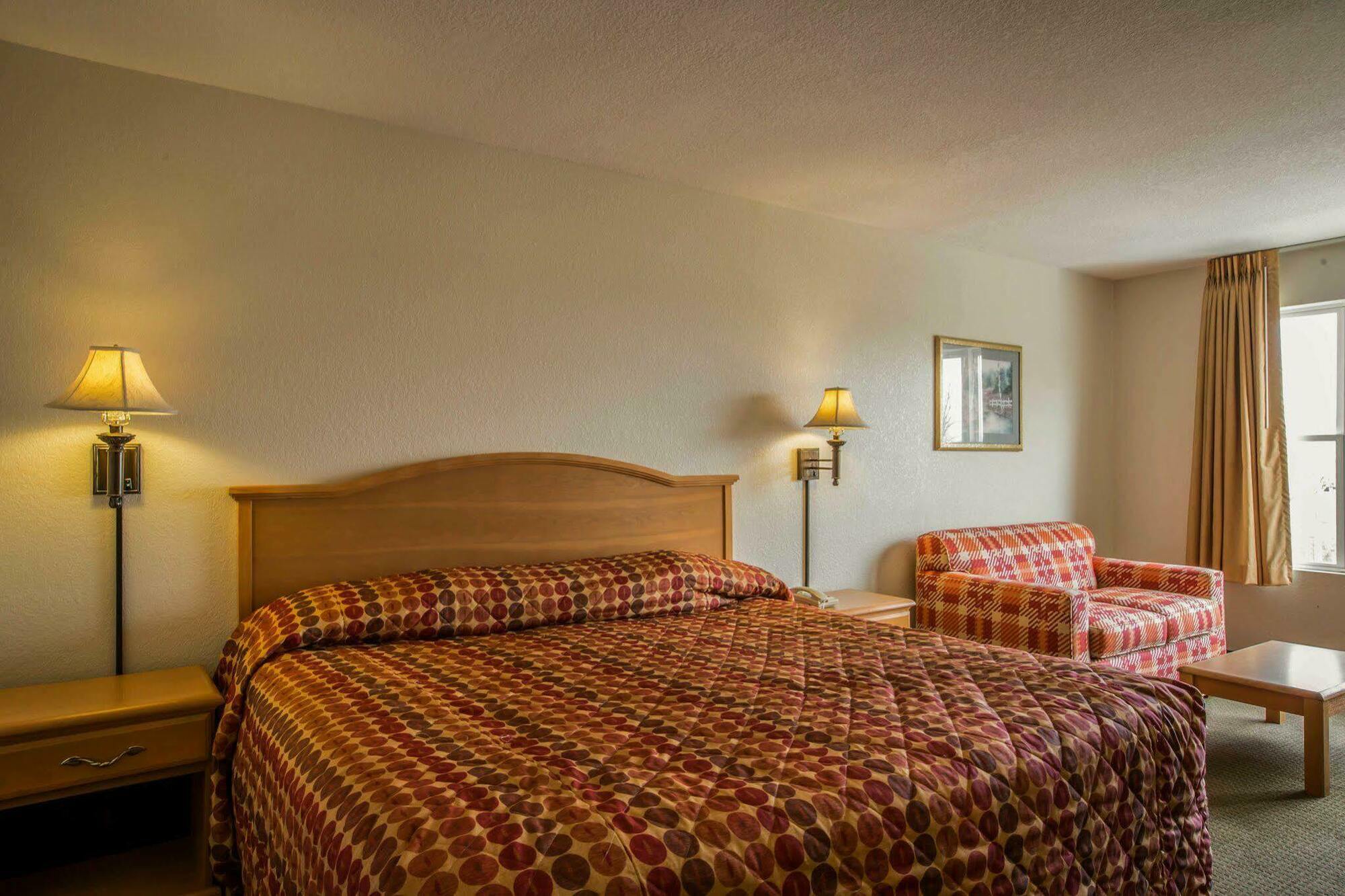Rodeway Inn & Suites Near Outlet Mall - Asheville Luaran gambar