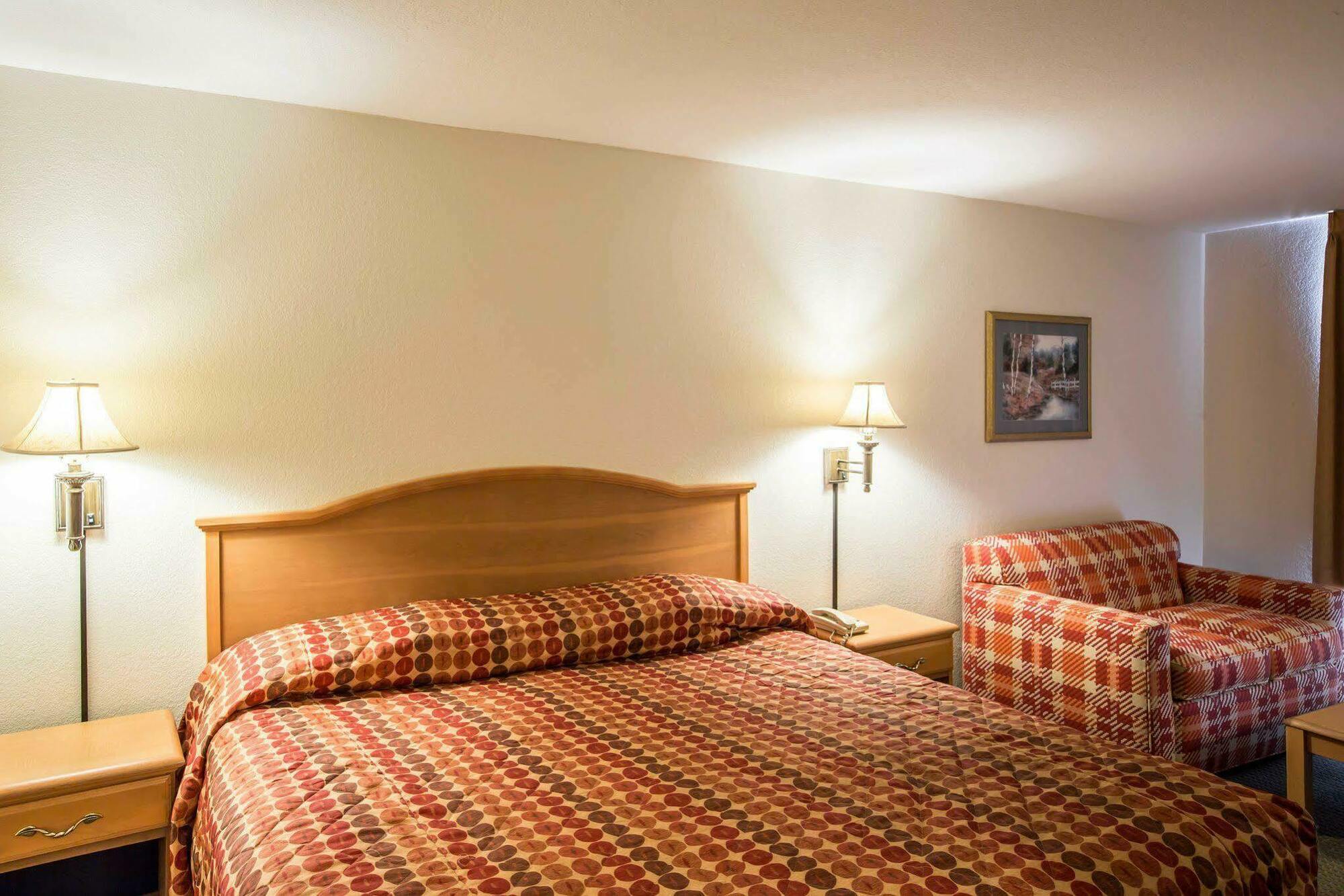 Rodeway Inn & Suites Near Outlet Mall - Asheville Luaran gambar